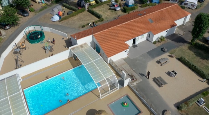 camping avec piscine l'aiguillon sur mer